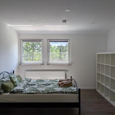 Apartment Komfort-apartment Bei Erlangen Mit Parkplatz & Balkon Spardorf